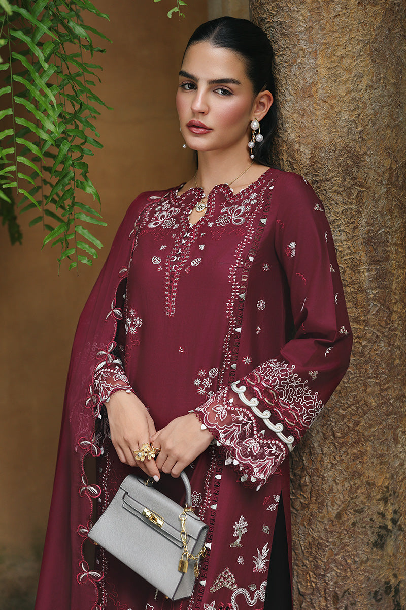 Qalamkar Qline 3 Piece Lawn Suit With Chiffon Dupatta | Ready To Wear