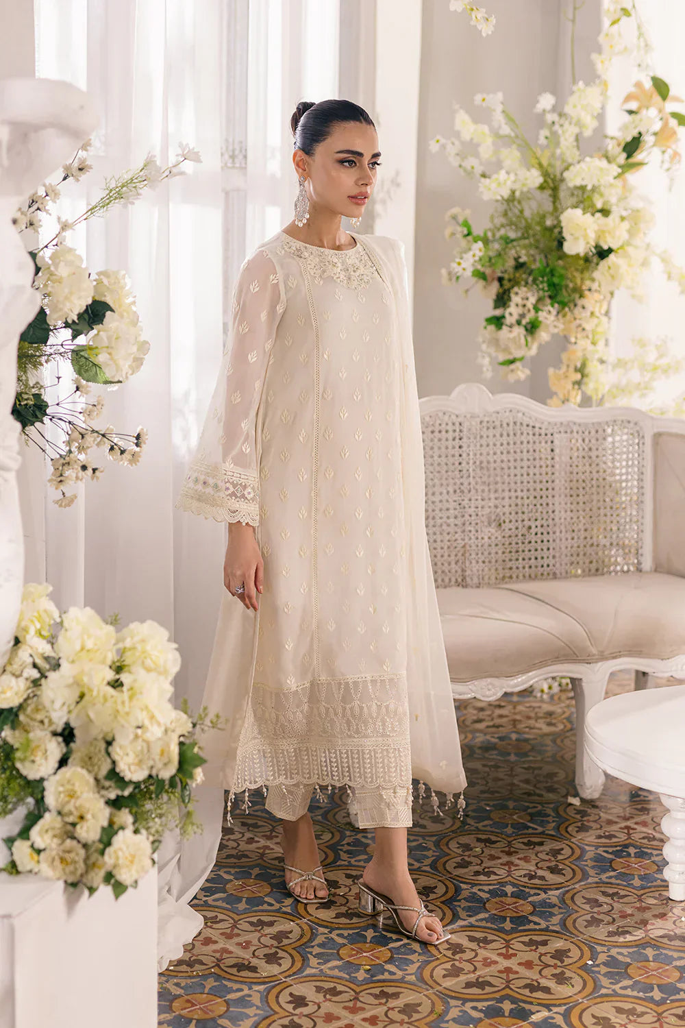 Ivory Elegance: Classic White Kurta & Dupatta | Ready To Wear