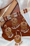 Stunning Choker Set