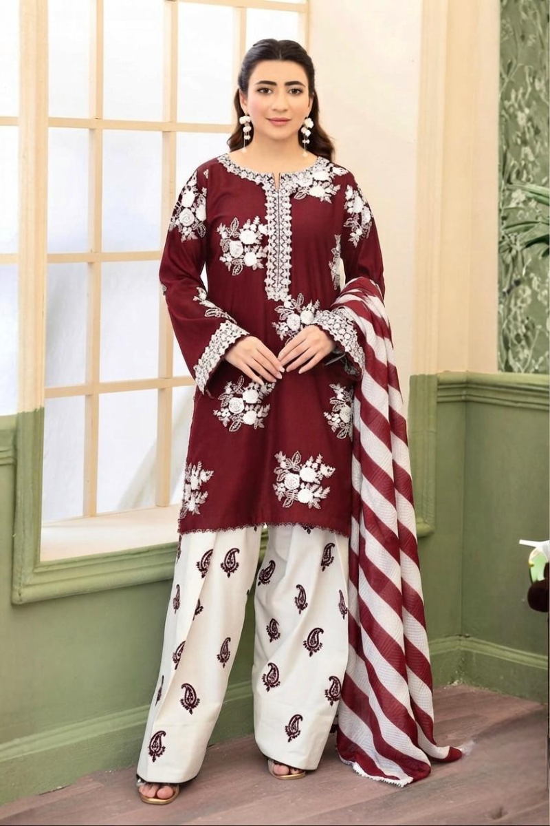 03-Piece Printed Lawn Suit With Printed Dupatta | Ready To Wear